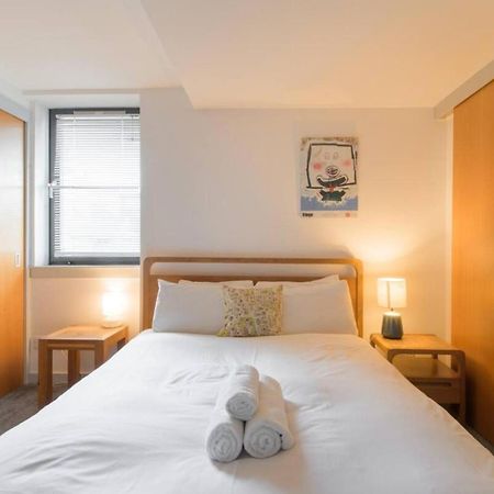 Appartamento Modern Flat In The Middle Of Old Town Edimburgo Esterno foto